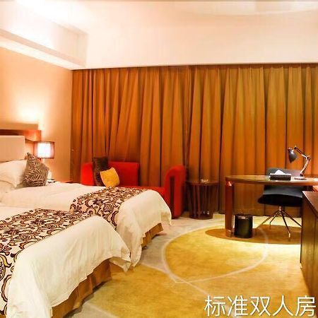 Dongguan Junyue Hotel Exterior photo