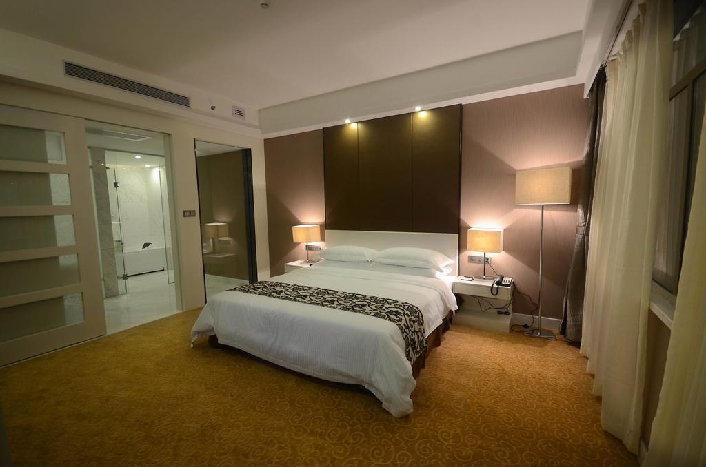 Dongguan Junyue Hotel Room photo