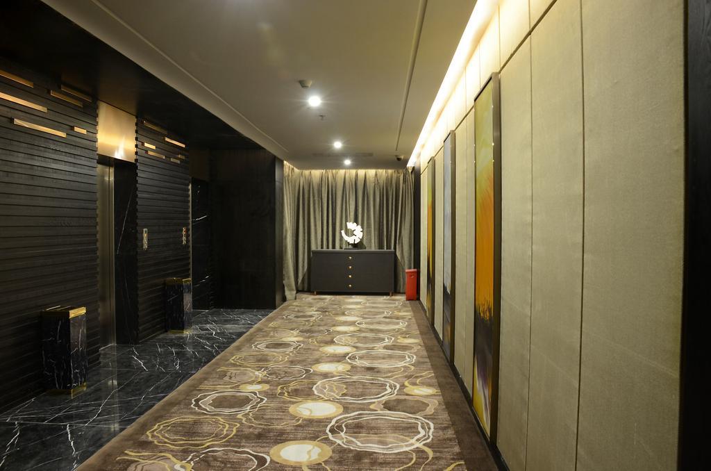 Dongguan Junyue Hotel Exterior photo